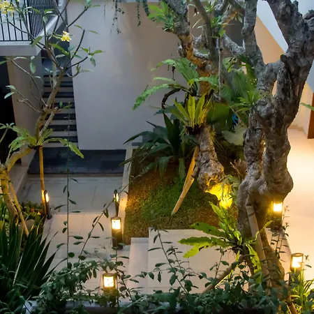 Puri Padma Hotel