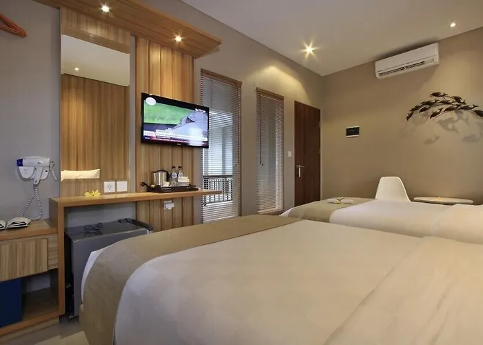 Puri Padma Hotel 3*