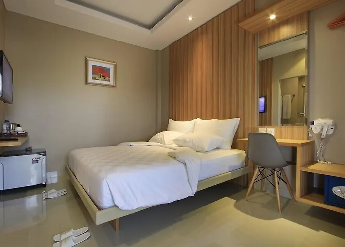 Puri Padma Hotel 3*