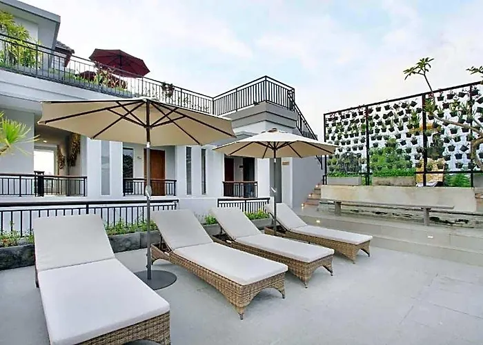 Puri Padma Hotel